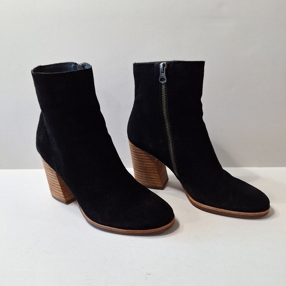 Kork-Ease Black Suede Academia Block Heel Preppy Ankle Boots Size 7.5 - Picture 1 of 12